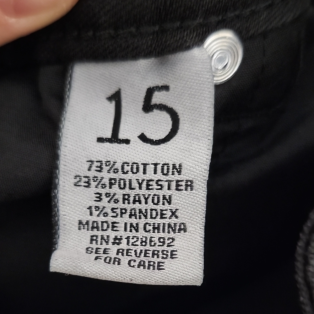 Black Skinny High-Waisted Jeans - Picture 12 of 13